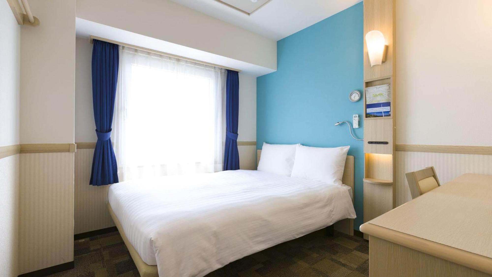Toyoko Inn Saitama Misato Ekimae Buitenkant foto