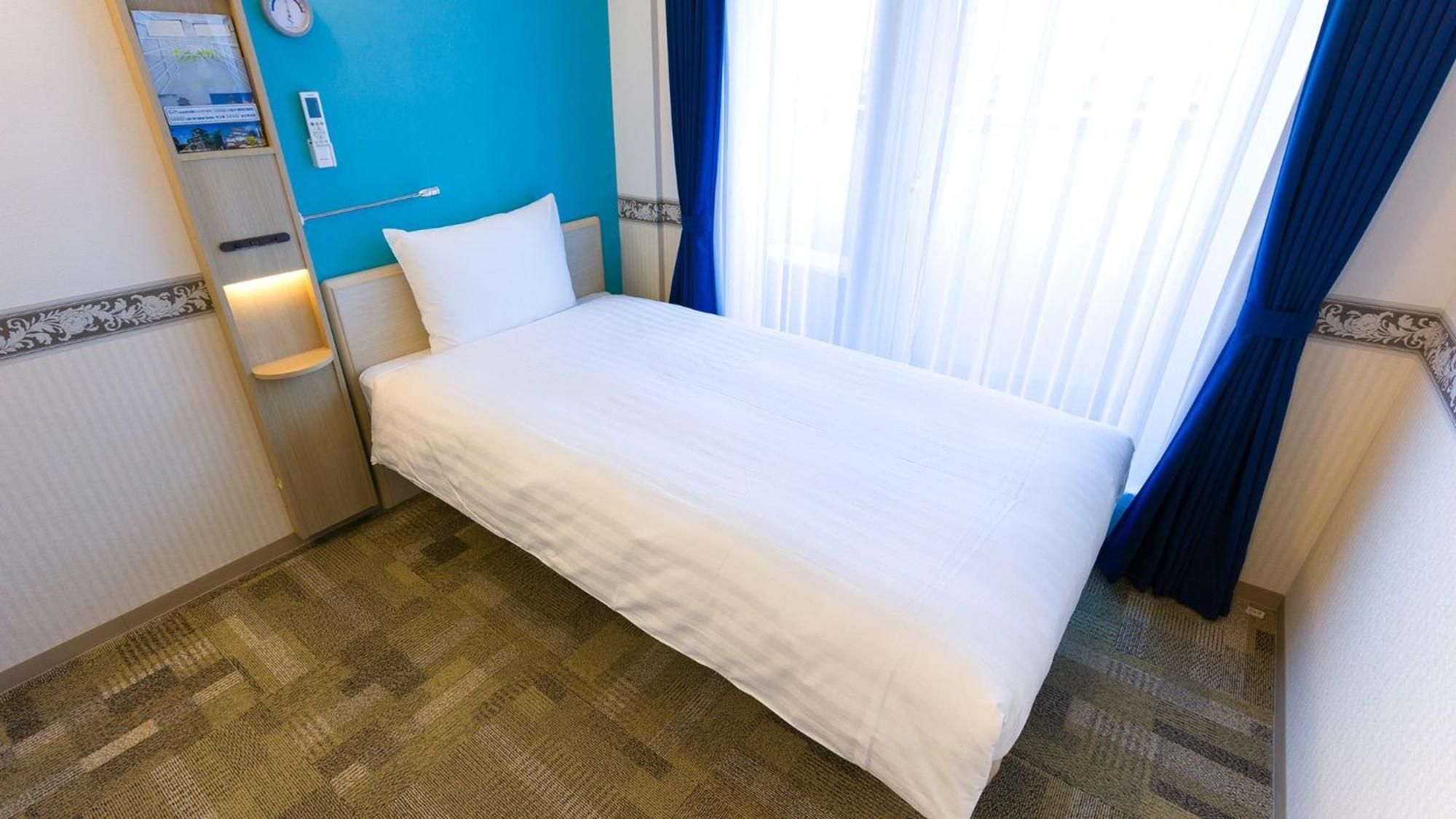Toyoko Inn Saitama Misato Ekimae Kamer foto