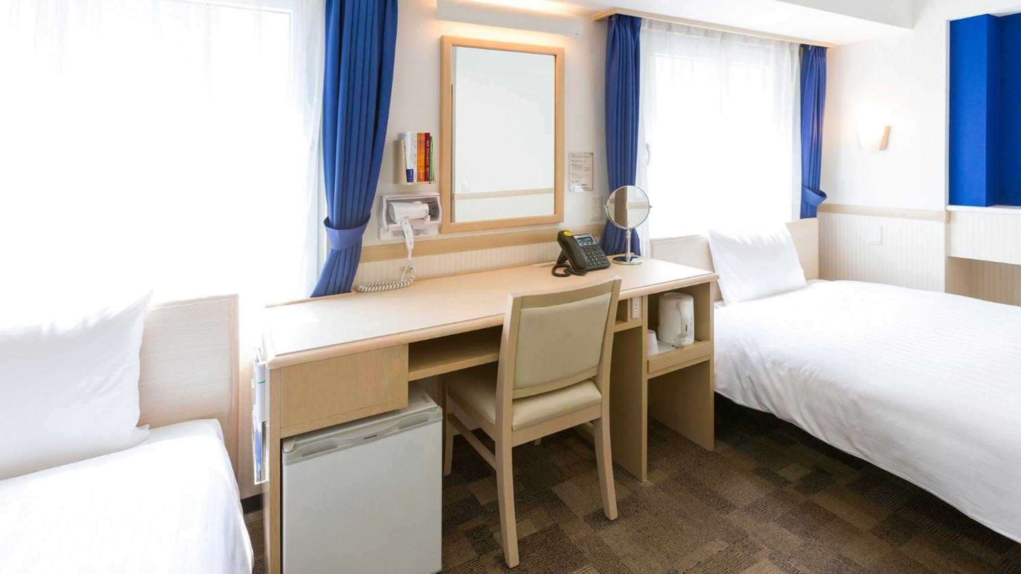 Toyoko Inn Saitama Misato Ekimae Kamer foto