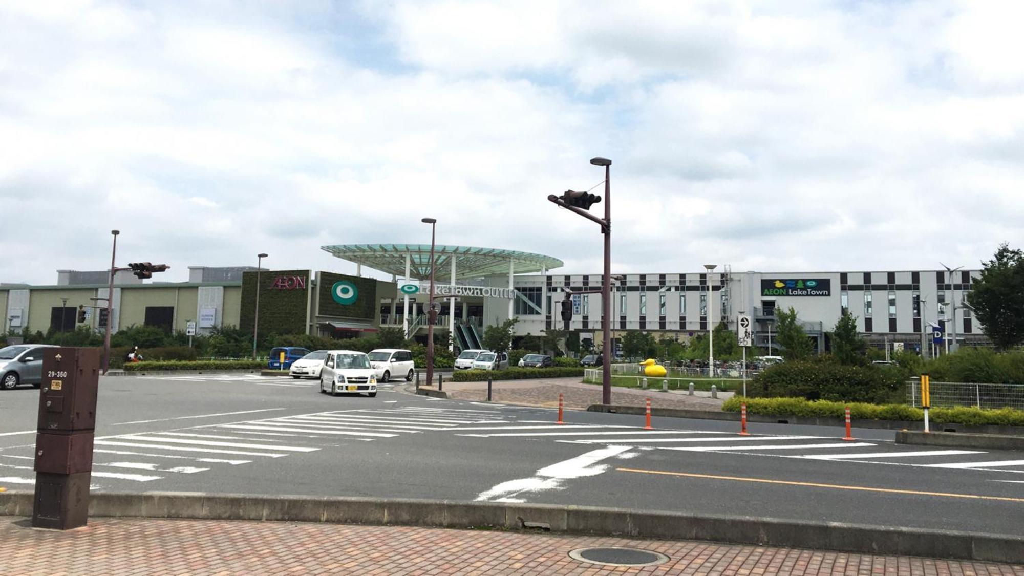 Toyoko Inn Saitama Misato Ekimae Buitenkant foto